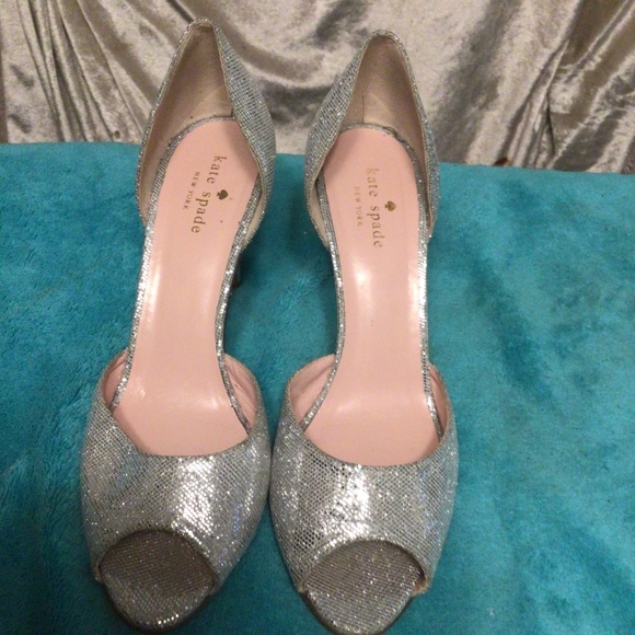 KATE SPADE SILVER GLITTER SAGE d’Orsay SANDALS SZ 8.5 - Picture 2 of 9